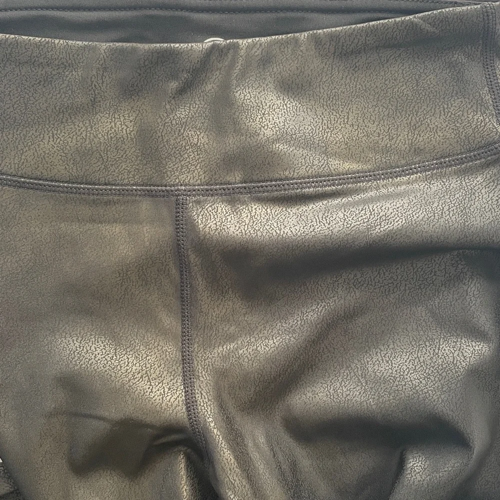 90 Degree By Reflex sleek shiny